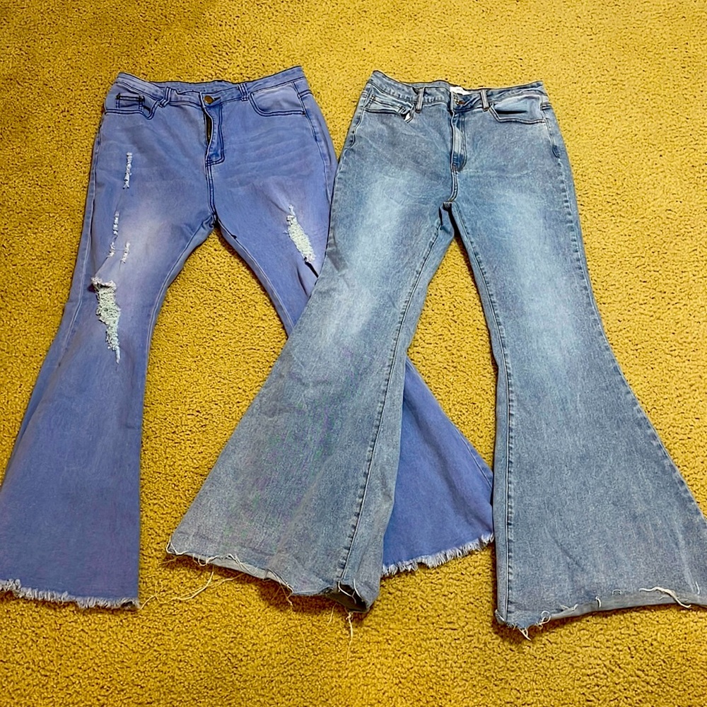 Lot of 2 bell bottoms size 30